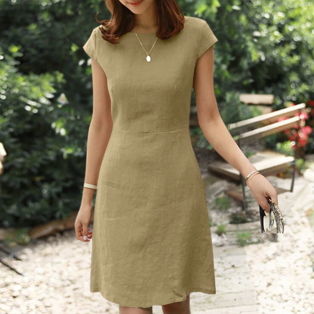 Stilvolles Damenkleid in elegantem Design
