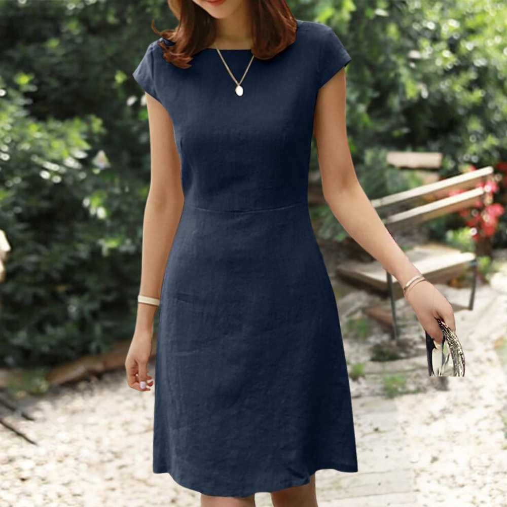 Stilvolles Damenkleid in elegantem Design